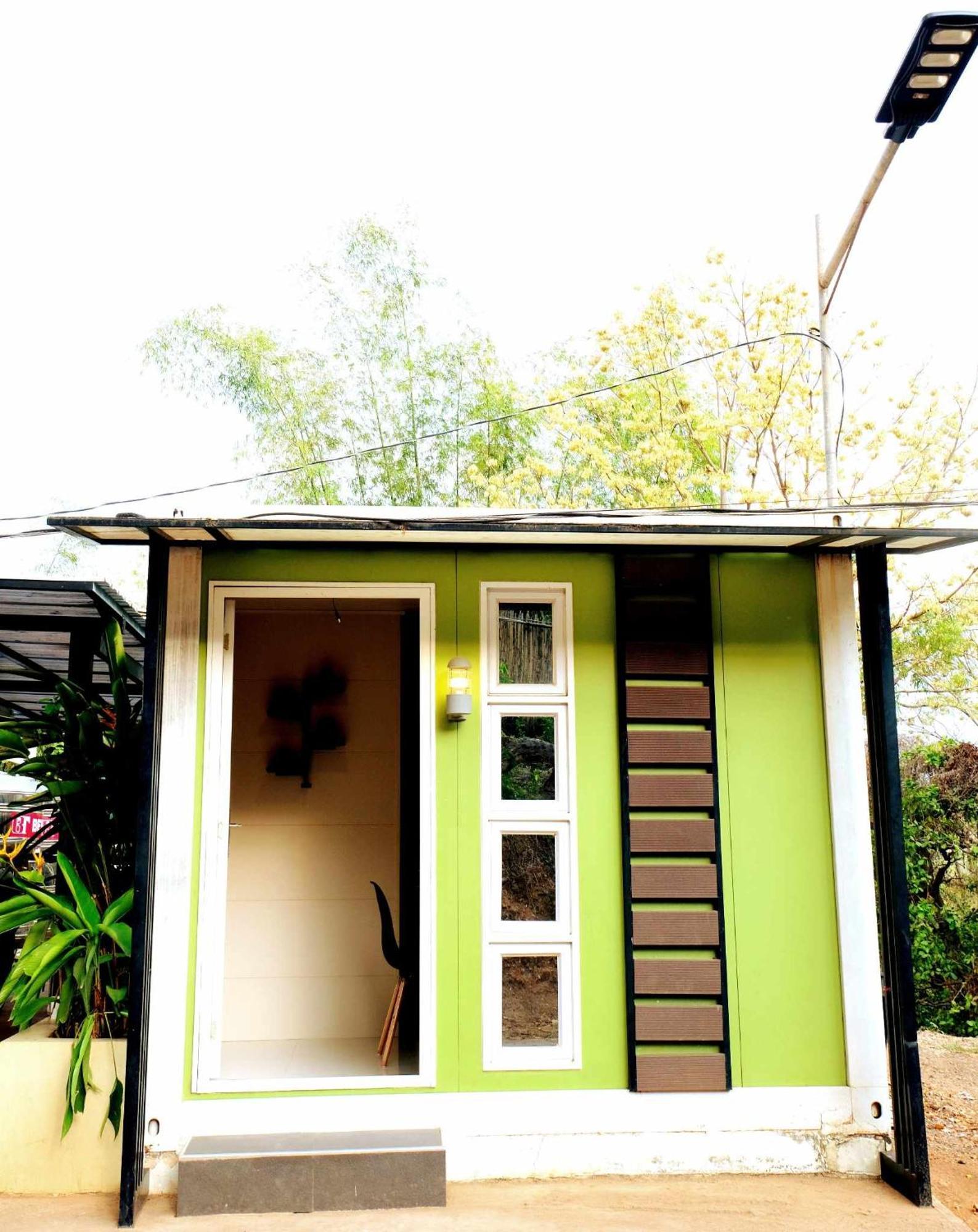 J & J Homestay Coron Exteriör bild